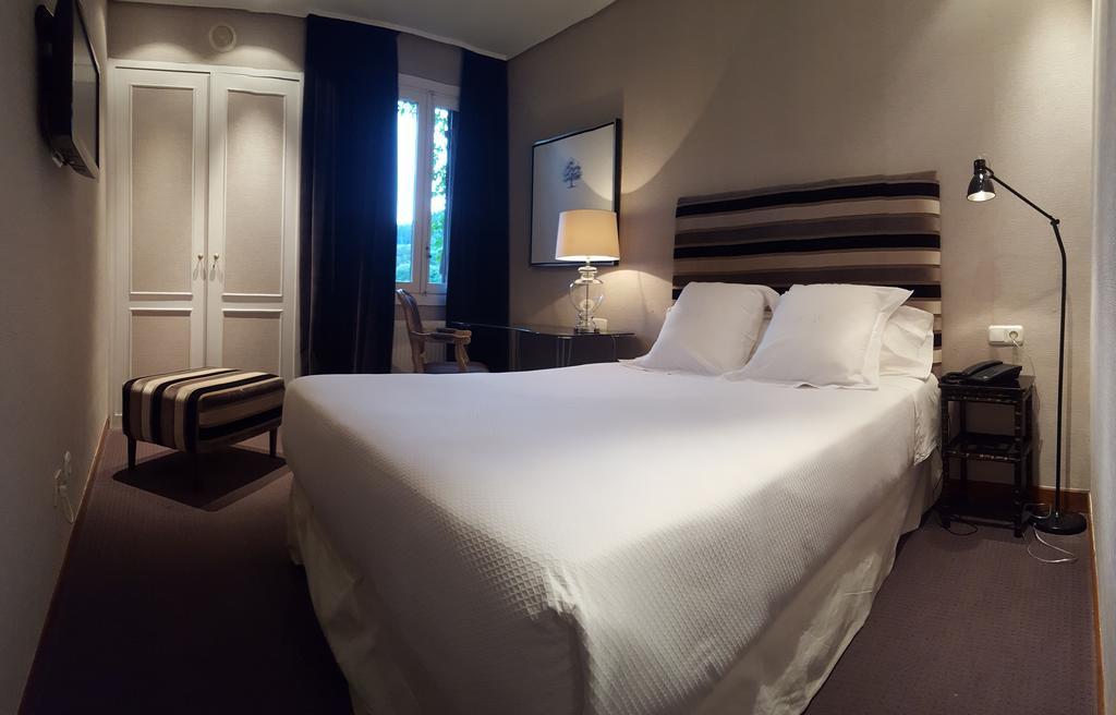 Hotel Etxeberri Zumárraga Buitenkant foto